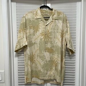 Tommy Bahama 100% Silk Hawaiian Shirt Men’s XL Yellow Palm Leaf Tropical Print